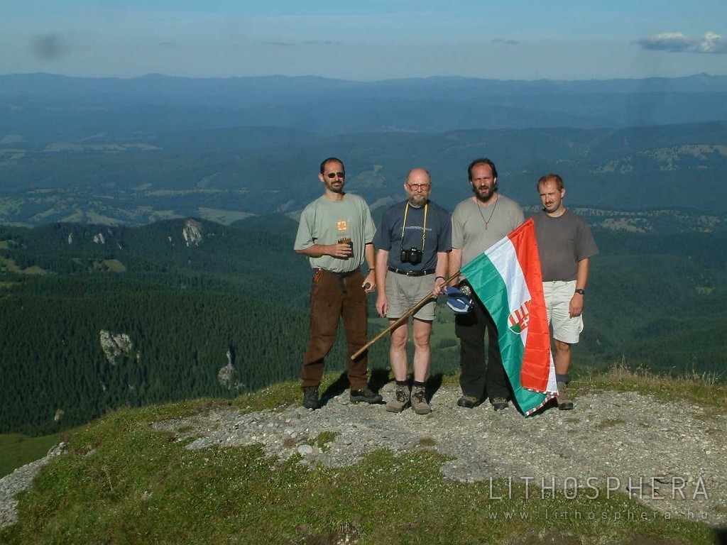 A 2004-bnen még négyen a Csukás csúcsán. Balról jobbra: szerény személyem, Géza, Tibor és Attila