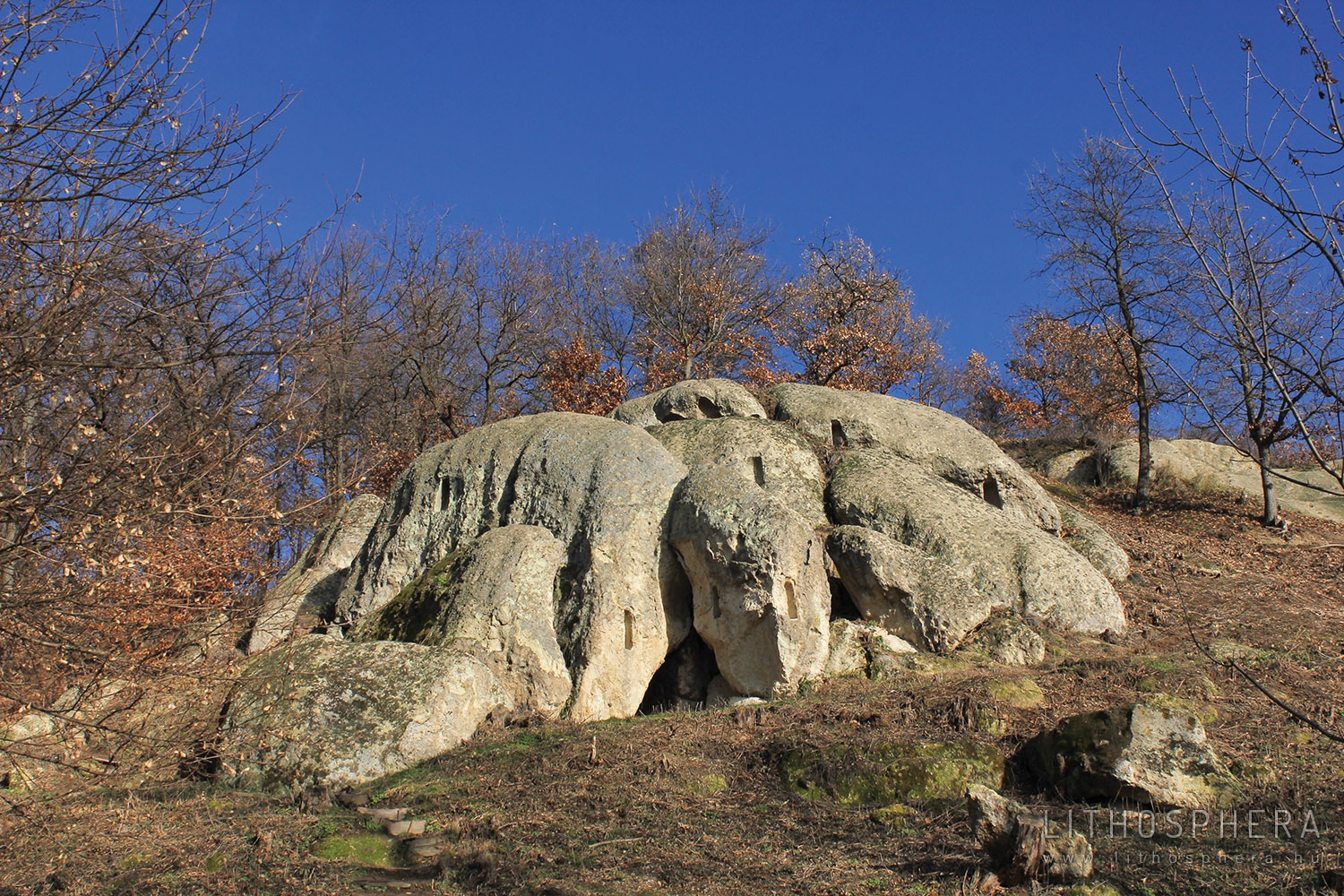 Vén-hegy – Kaptár-rét, V. szikla (B.7.a)